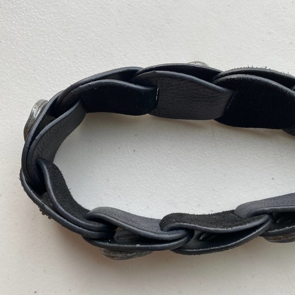 NEW without Tag - Free People Medallion Black Leather Belt M/L - Picture 8 of 10